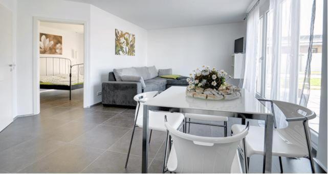 Apartments "Happy Family" ルスト 部屋 写真